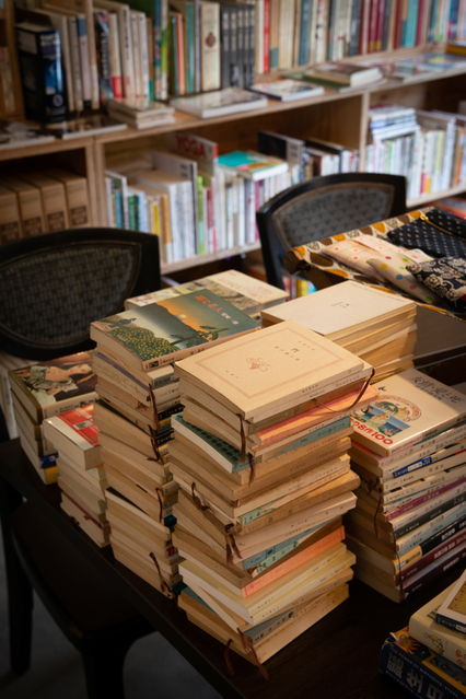 音楽を愛する店主が営む古書店  高岡市の『古本なるや』でお気に入りの一冊を