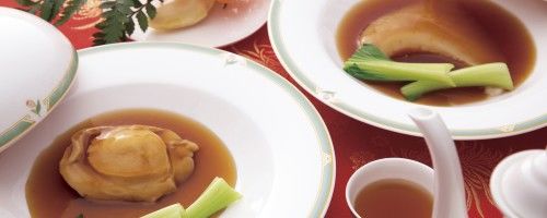 さまざまな食材をおいしく食べよう　『街食本2019』より　彩り豊かな本格中華！