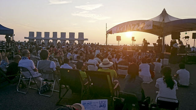 101508_03.jpg 101508_03.jpg