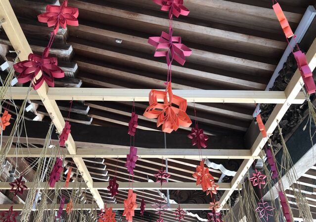 富山の神社 手作りの紅葉で写真撮影 髙瀬神社 の境内にある 秋を感じられるスポット 日刊オンラインタクト 富山のイベント情報を日々お届けいたします