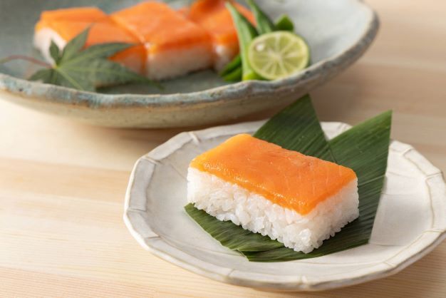 ますのすし『源』の新商品冷凍おし寿司「レジュウ」の試食会に潜入