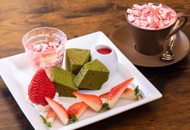 【富山グルメ】採れたての完熟イチゴが食べられるカフェ『おやべ　しぇ・ここね』がオープン