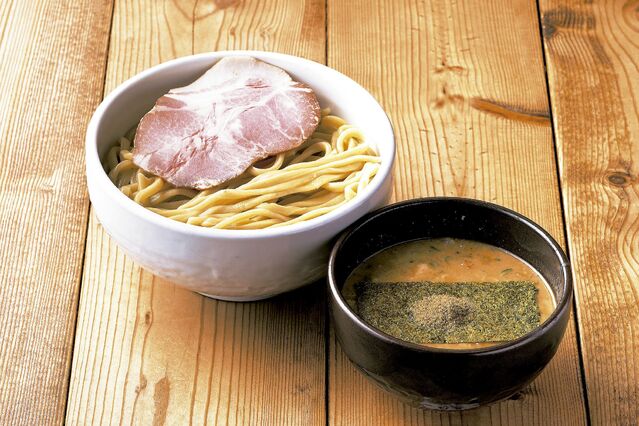【富山グルメ】極太麺と魚介豚骨の妙『つけめん　えびすこ』