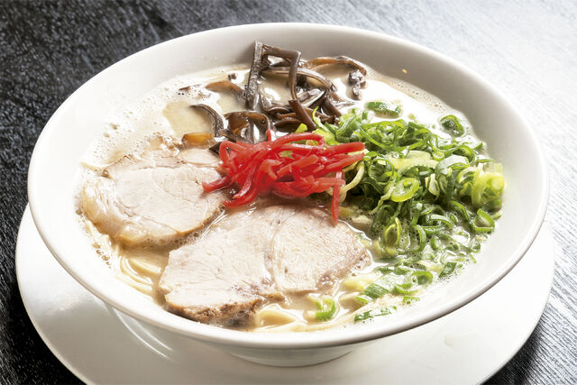 【富山のラーメン】本場の博多ラーメンを楽しめる名店『たつや』