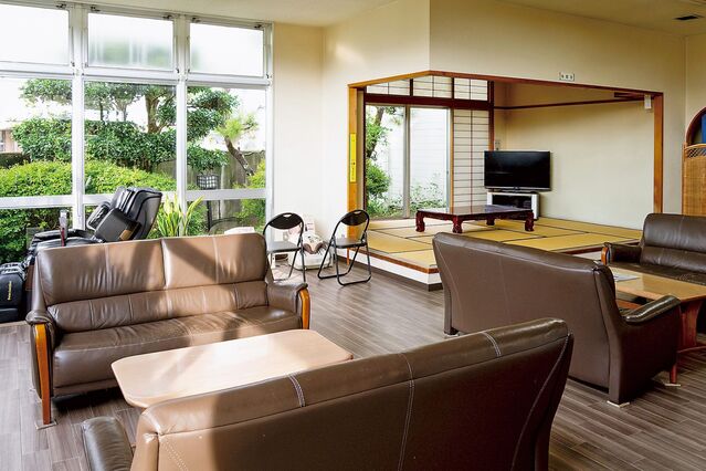 105676_05.jpg 105676_05.jpg