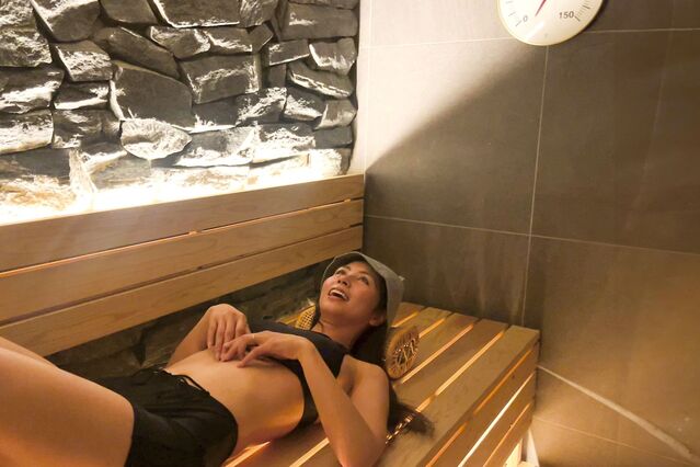 105731_06.jpg 105731_06.jpg