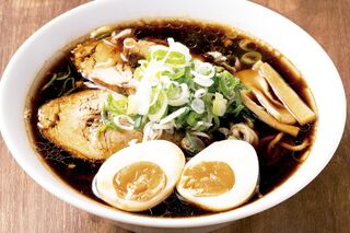 【富山のラーメン】まろやかやさしいブラック 愛情注いで3年目に突入！