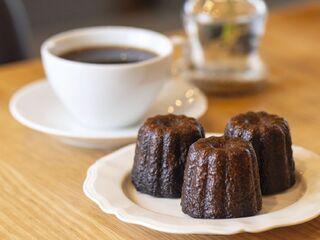 【富山の珈琲と紅茶】心がほどけるひとときを。珈琲とおやつ