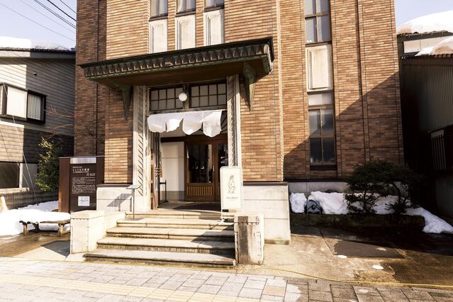 105795_16.jpg 105795_16.jpg