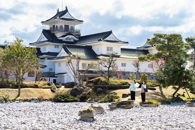 105804_04.jpg 105804_04.jpg