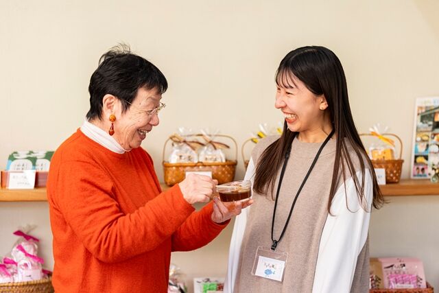 105804_09.jpg 105804_09.jpg