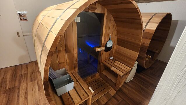 105822_10.jpg 105822_10.jpg