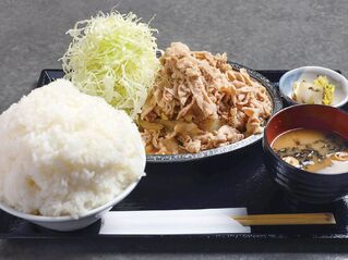 【富山グルメ】笑顔になれる時間が待っている『食堂 のがみ』が高岡市にオープン