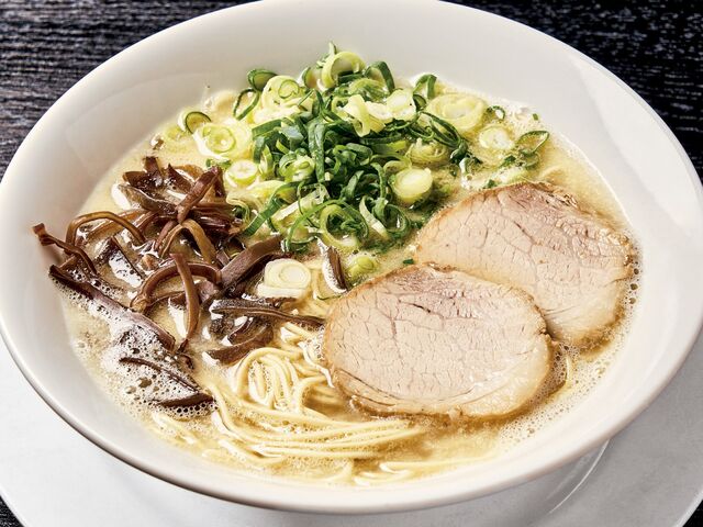 【富山のラーメン】本場長浜仕込みの博多ラーメン 富山で愛される豚骨の名店